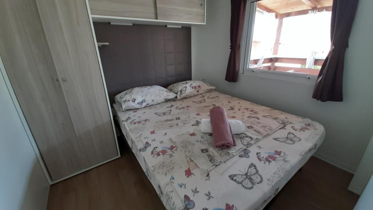 Mobile Homes Kamp Maslina, บีโอกราดนาโมรู ภายนอก รูปภาพ
