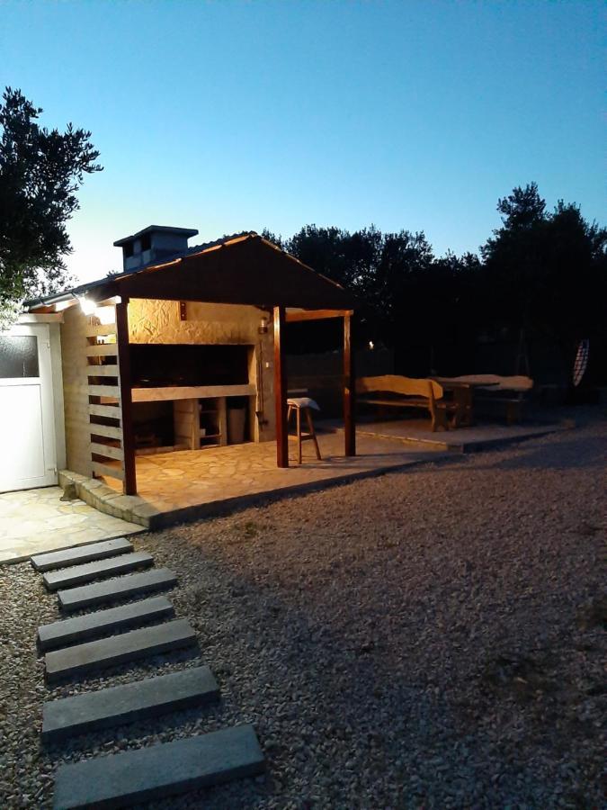 Mobile Homes Kamp Maslina, บีโอกราดนาโมรู ภายนอก รูปภาพ